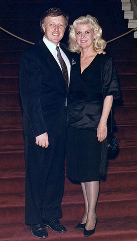 Pat and Gail at Rosecliff Mansion